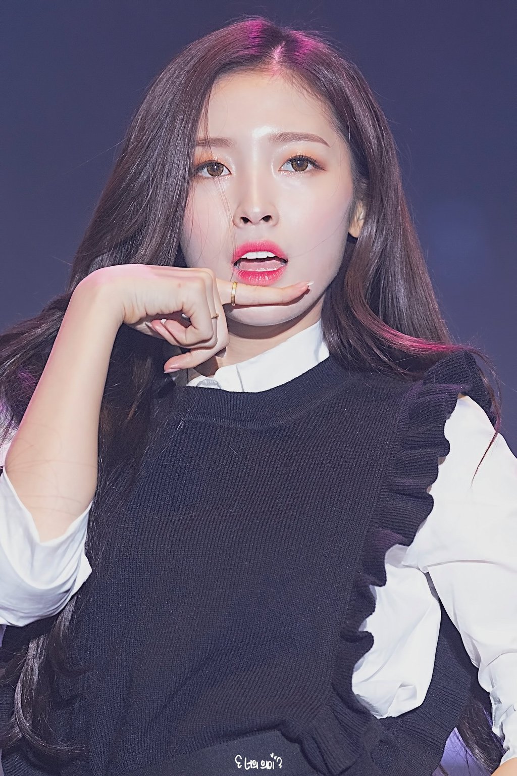 의외로 청순한 오마이걸 아린이.jpgif | 인스티즈