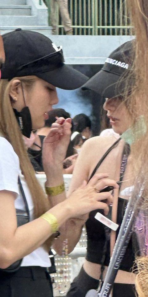 블랙핑크 태국콘 끝내주게 즐기고온 태국 여배우들.jpg | 인스티즈