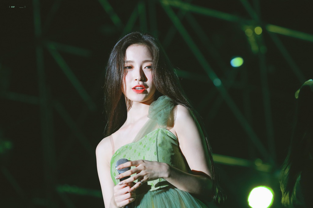 의외로 청순한 오마이걸 아린이.jpgif | 인스티즈