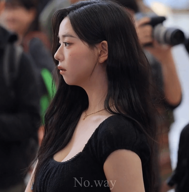 에겐력 상당한 김채연.gif | 인스티즈