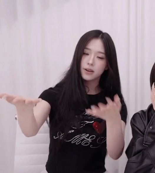 에겐력 상당한 김채연.gif | 인스티즈