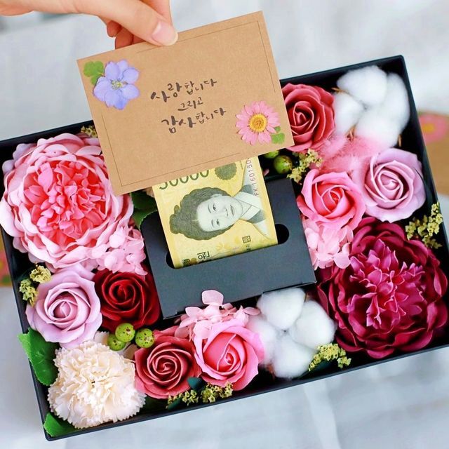 오늘은 어버이날! 어버이날 기념으로 어떤 걸 준비했는지 말해줘.jpg | 인스티즈