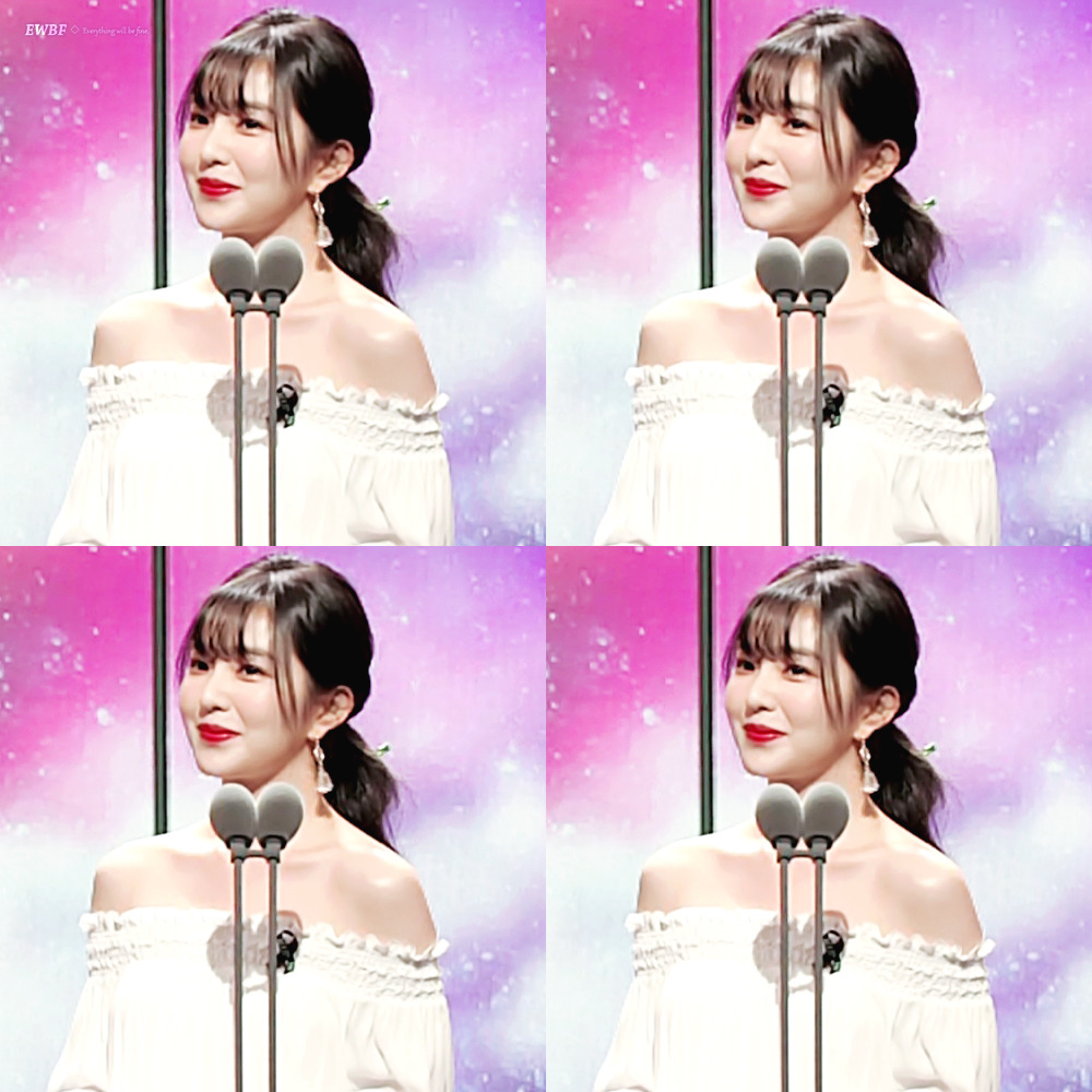[레드벨벳] 연예대상 시상식에 머리핀 달고 나온 아이린 | 인스티즈