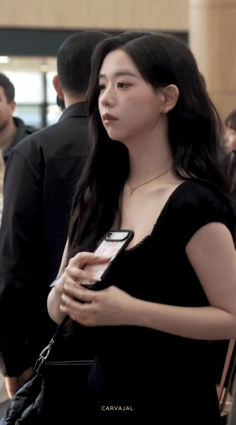 에겐력 상당한 김채연.gif | 인스티즈