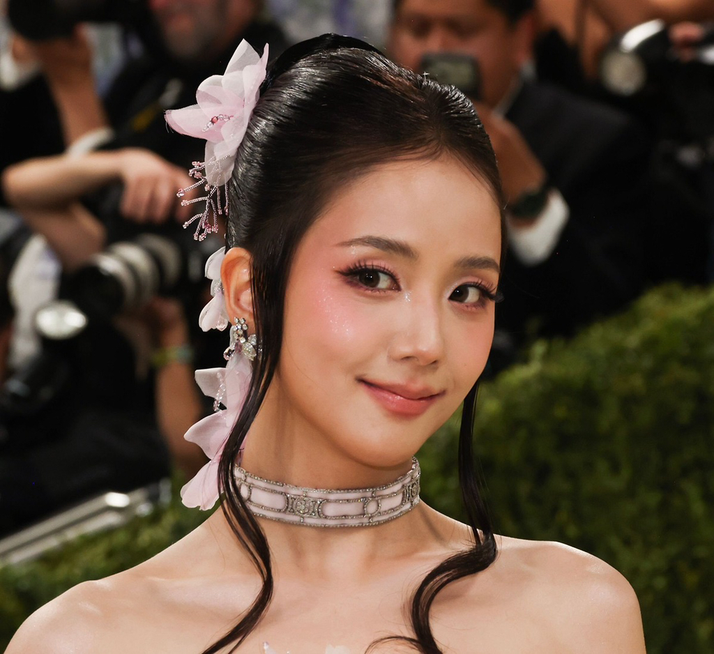 아티스트 포니가 담당했다는 이번 멧갈라 블랙핑크 지수 메이크업 | 인스티즈