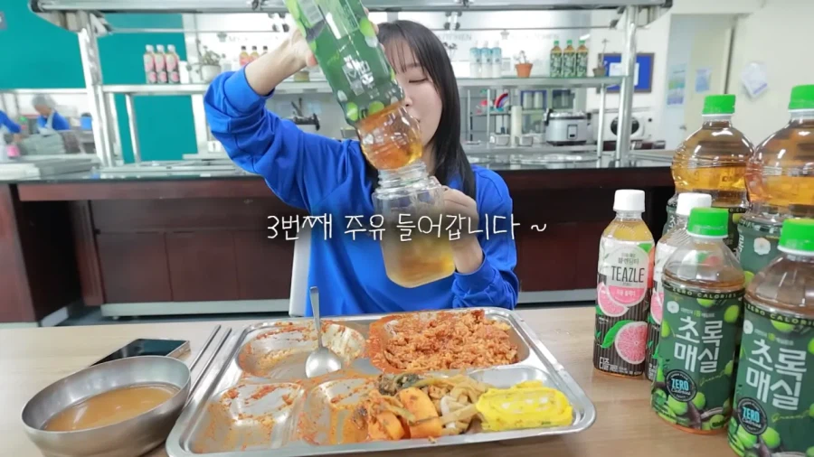 학생 때 이루지 못한 꿈을 이룬 쯔양.jpg | 인스티즈