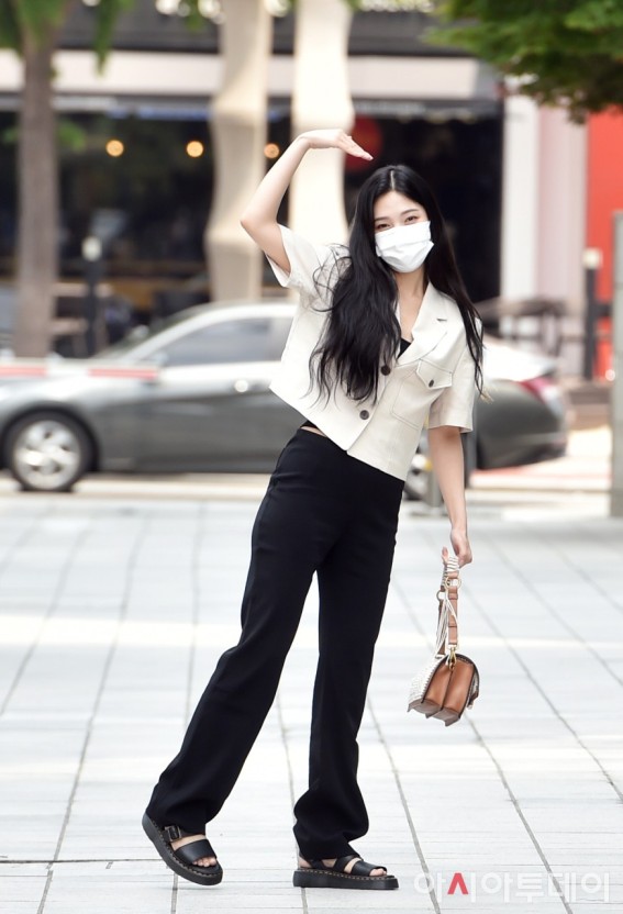 레드벨벳 조이 동물농장 출근 패션 | 인스티즈