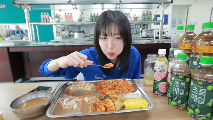 학생 때 이루지 못한 꿈을 이룬 쯔양.jpg | 인스티즈