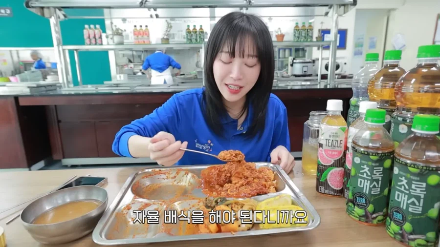 학생 때 이루지 못한 꿈을 이룬 쯔양.jpg | 인스티즈