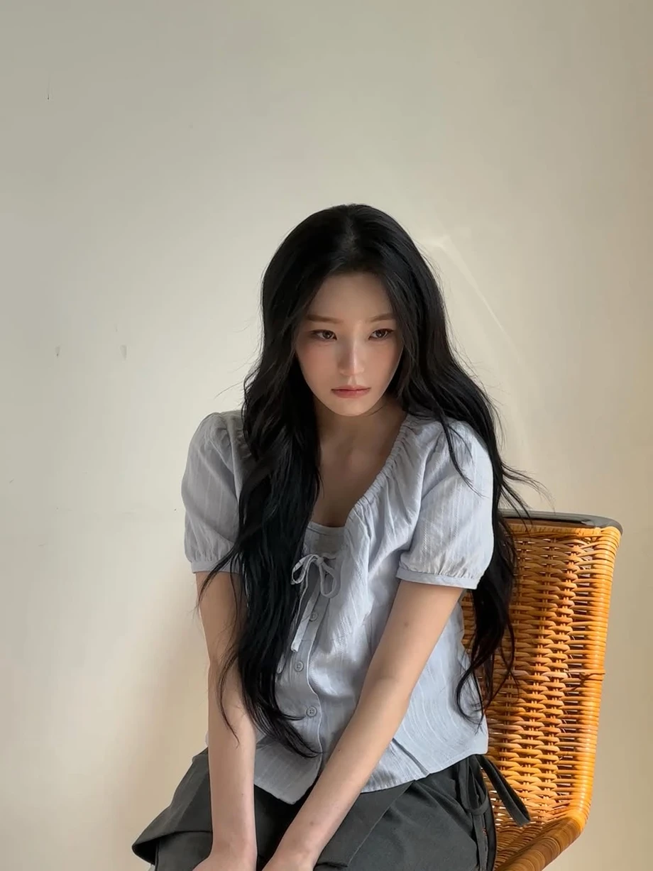 청순함의 정석 그 자체인 후로미스나인 백지헌.jpg | 인스티즈