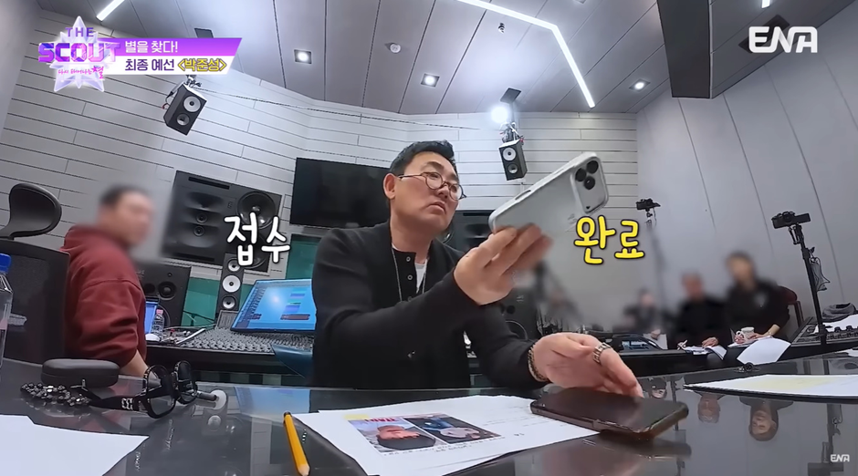 어울리기 쉽지 않다는 장발이 찰떡이라고 평가받은 남자.jpg | 인스티즈