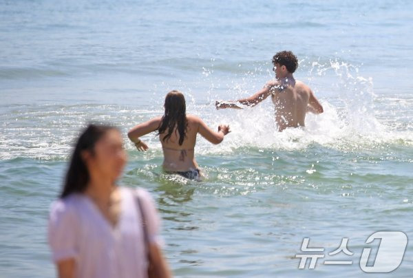 오늘자 해운대 | 인스티즈