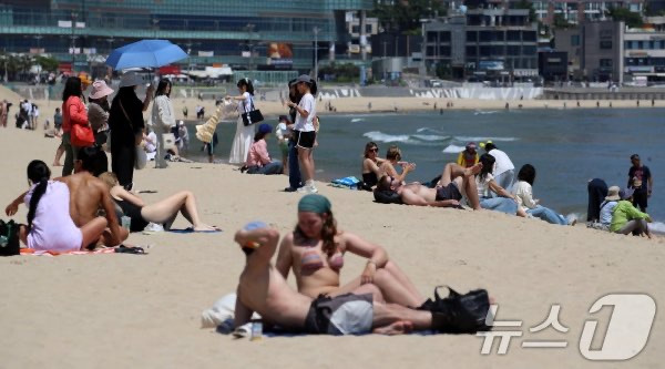 오늘자 해운대 | 인스티즈