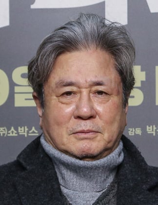 큰아빠는 ㅇ이렇게 작은아빠는 0 이렇게 생긴거같은 달글 | 인스티즈