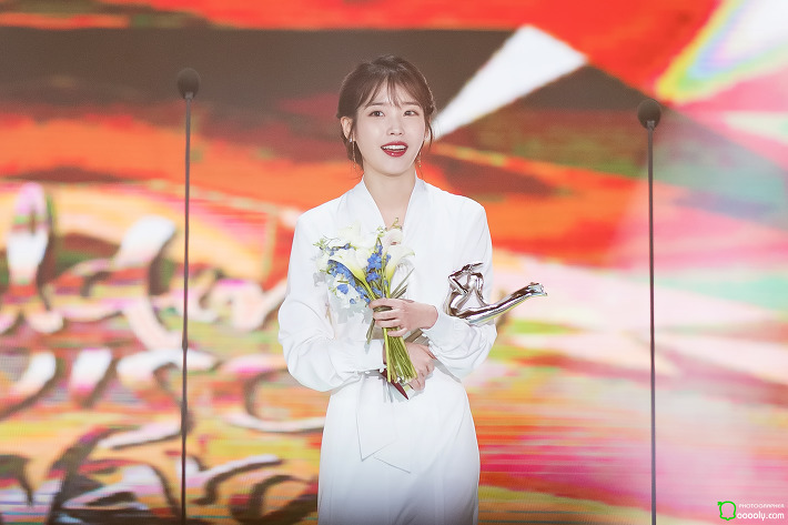 인상깊었던 아이유 수상소감 모음 | 인스티즈