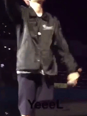 아이돌이 콘서트 중 흔히 겪는 일.gif | 인스티즈