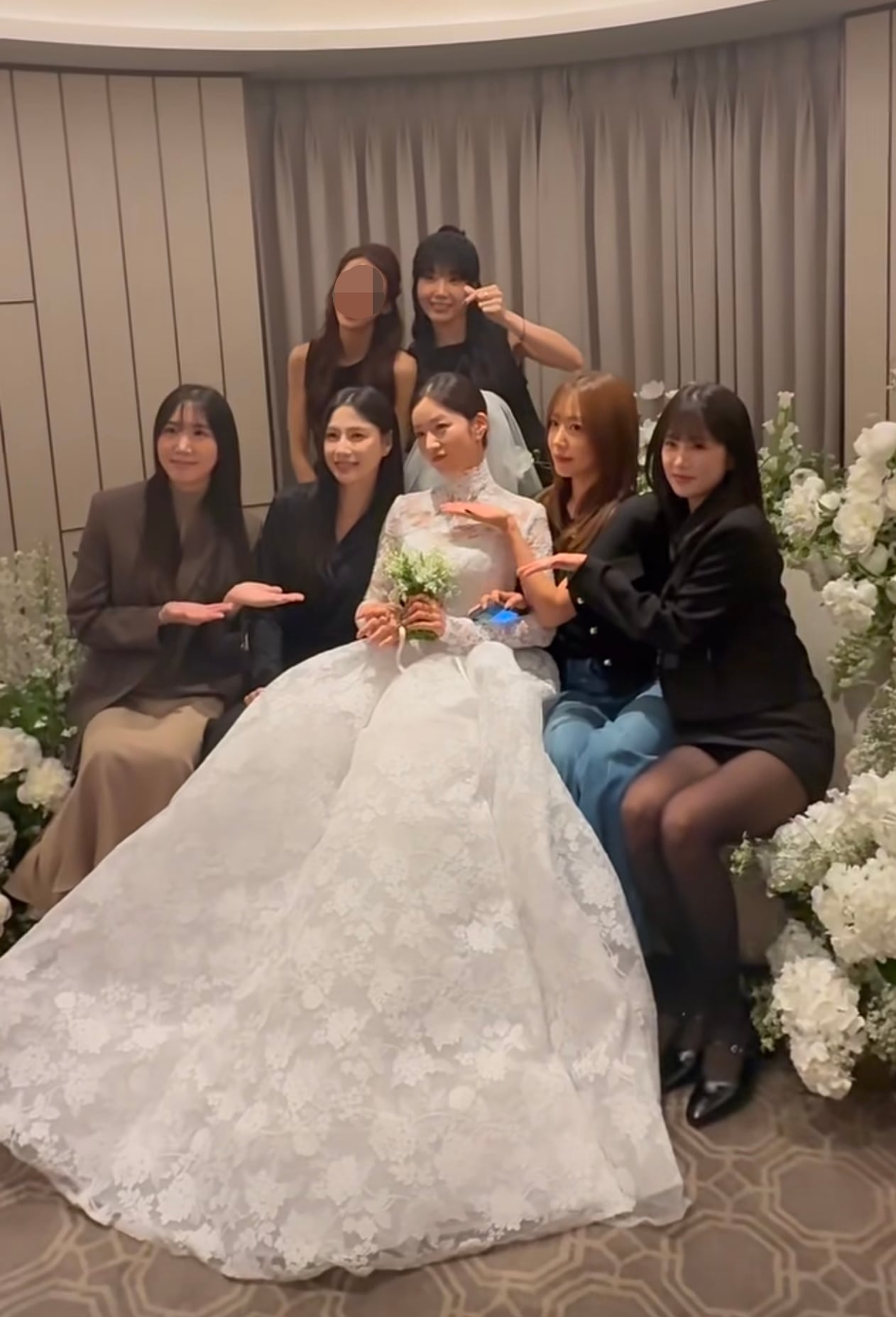 오늘 결혼식 올린 에이핑크 윤보미-라도.jpg | 인스티즈