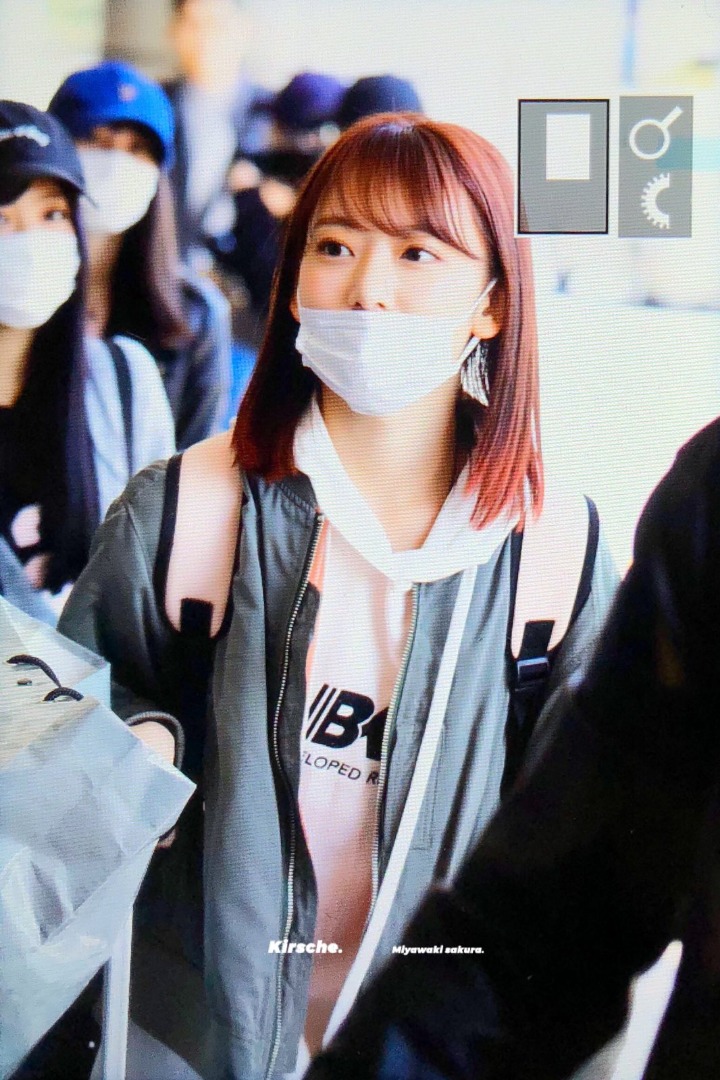 프듀48로 재입국하는 미야와키 사쿠라 공항사진 | 인스티즈