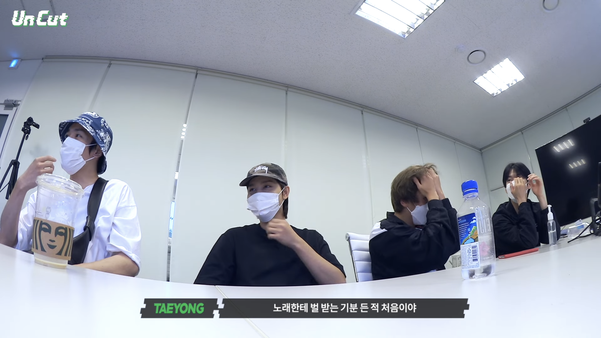 sticker 데모곡 듣고 표정관리 실패해버린 nct127 | 인스티즈