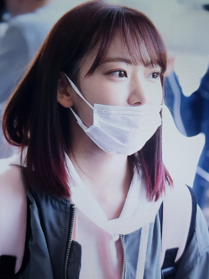 프듀48로 재입국하는 미야와키 사쿠라 공항사진 | 인스티즈