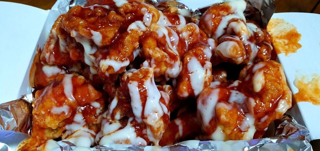 딱 2조각까지 GOAT인 치킨.jpg | 인스티즈