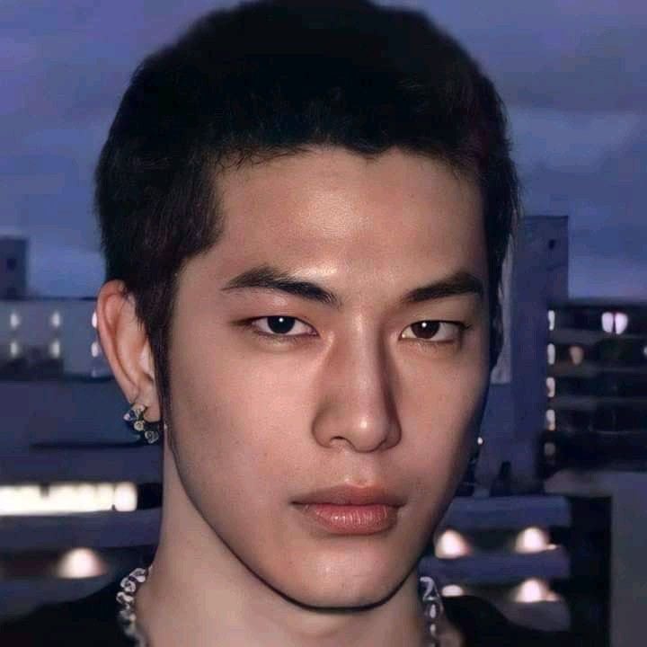 한때 강백호 실사판이라고 난리 났었던 중국 모델 | 인스티즈