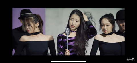 본인을 향한 성적대상화를 정면 돌파했는데도 로리타라고 욕먹은 아이유 스물셋 | 인스티즈