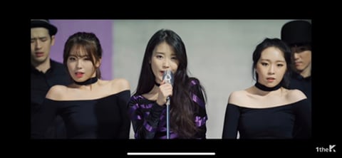 본인을 향한 성적대상화를 정면 돌파했는데도 로리타라고 욕먹은 아이유 스물셋 | 인스티즈