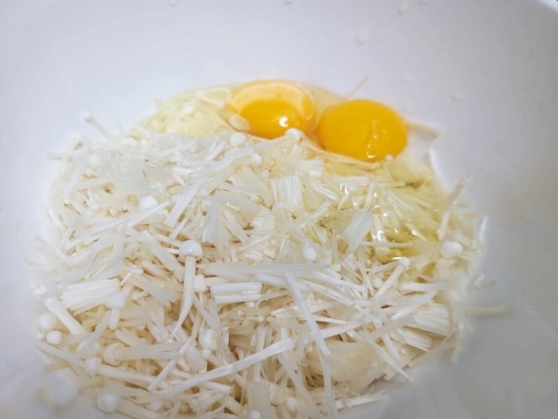 칼로리 낮고 맛있다는 팽이버섯 계란전 | 인스티즈