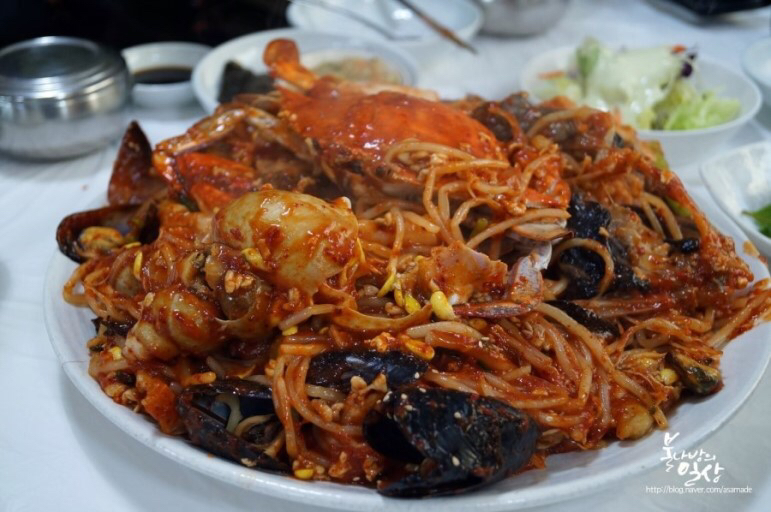 인스타감성과 거리가 먼 강릉 현지인 맛집.jpg | 인스티즈