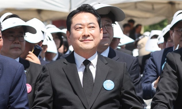 '아무 말' 장동혁 "이재명, 다카이치와 마주앉는 것은 극단적 친일” | 인스티즈