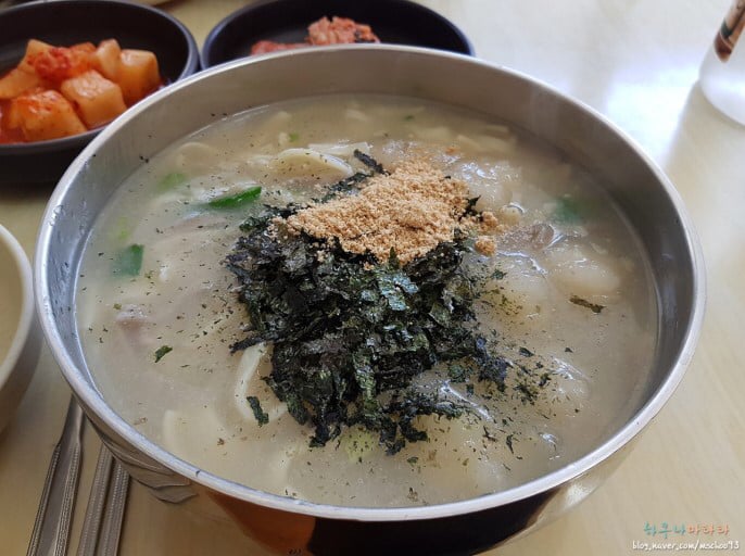 인스타감성과 거리가 먼 강릉 현지인 맛집.jpg | 인스티즈