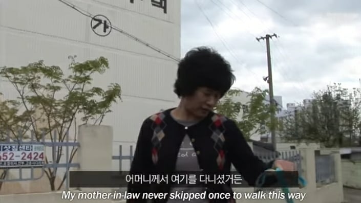 할머니 장례식장에서 눈물 흘리던 백구가 2년동안 한 일 | 인스티즈
