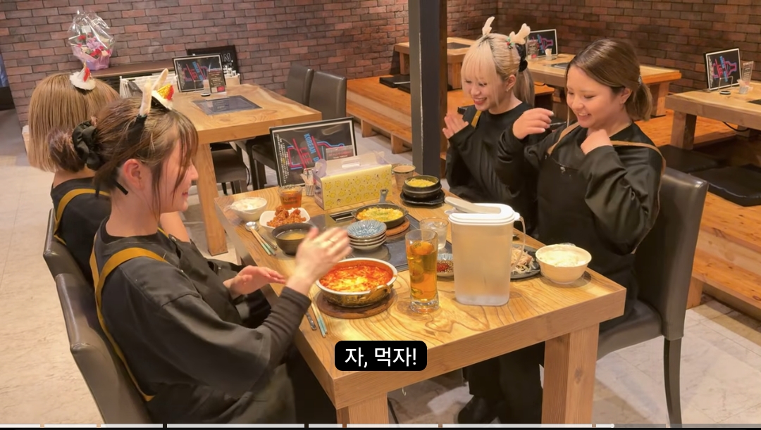 24살 일본 여성이 운영하는 한국 음식점...jpgif | 인스티즈