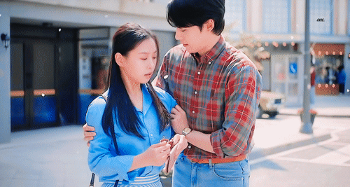 클리셰라 더 설레는 오월의 청춘.gif | 인스티즈