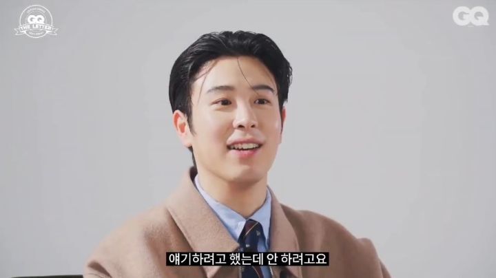 아이유보고 군부대에 와달라는 피오 | 인스티즈