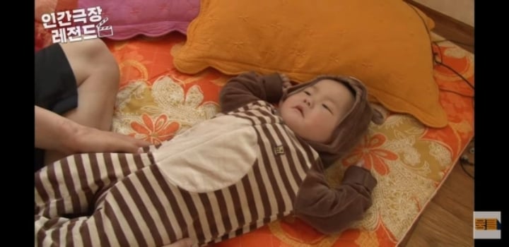 고3 큰형이 10개월 막내동생 안는법 | 인스티즈