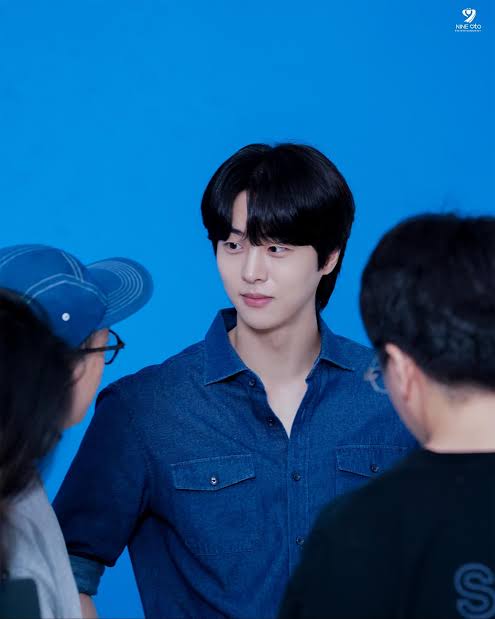 최근 방탄 진이랑 닮았다는 말 나오는 배우 | 인스티즈
