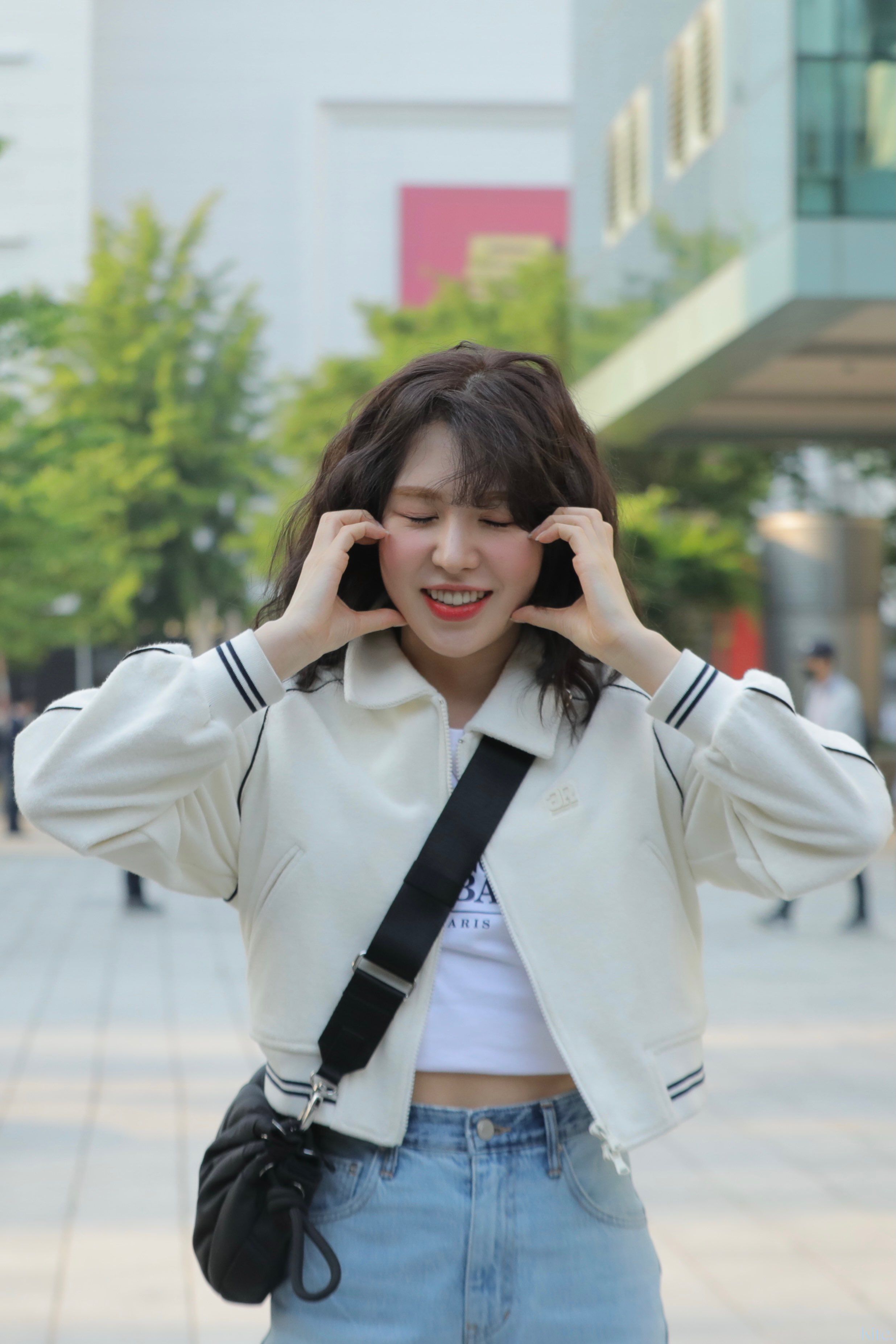 무슨 옷 입을지 모르겠으면 웬디 출근길 보면 됨 | 인스티즈