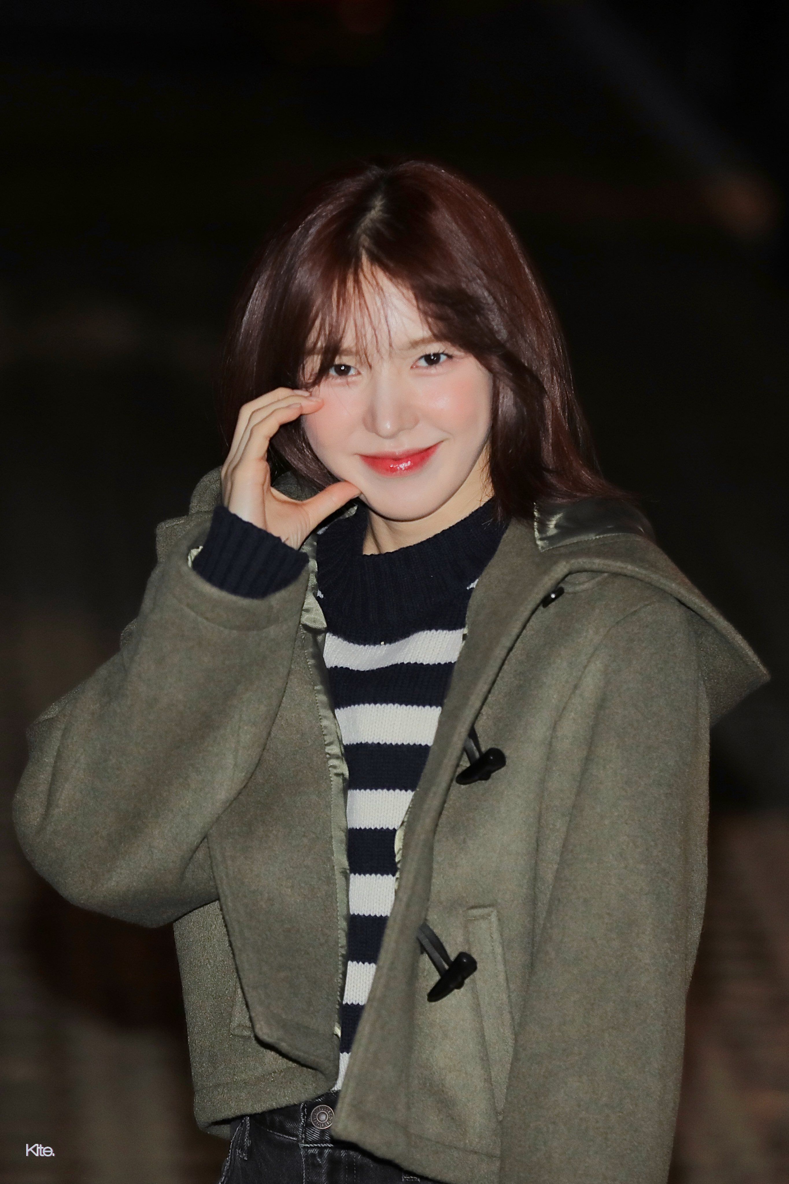 무슨 옷 입을지 모르겠으면 웬디 출근길 보면 됨 | 인스티즈