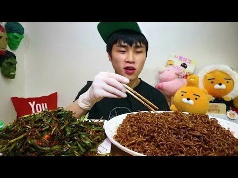 다들 파김치를 외칠 때 나 홀로 밀고 있는 짜파게티 꿀조합.jpg | 인스티즈