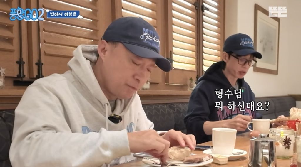 코숏 턱시도 고양이 키운다는 배우 이성민 | 인스티즈