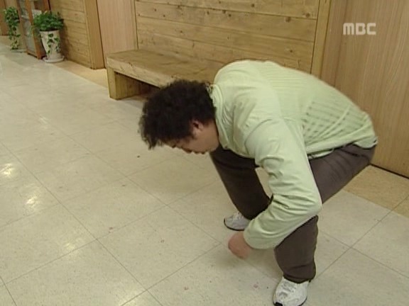 [거침없이하이킥] 순재 인감도장 들고 도주한 범이ㅋㅋㅋㅋㅋㅋㅋ.jpg | 인스티즈