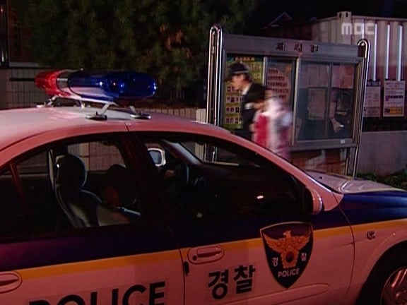 [거침없이하이킥] 순재 인감도장 들고 도주한 범이ㅋㅋㅋㅋㅋㅋㅋ.jpg | 인스티즈