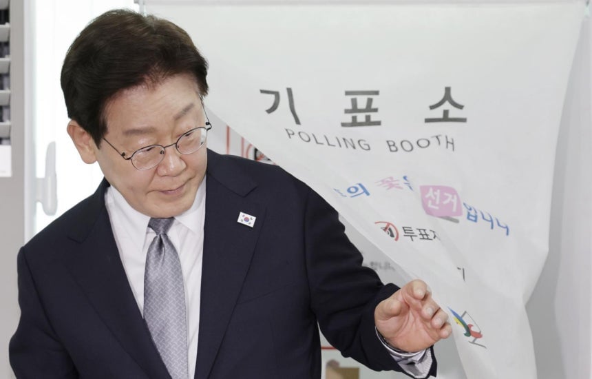李 "반만 찍혔는데” 기표소 나왔다 들어가…국힘 "무효표” 주장 | 인스티즈