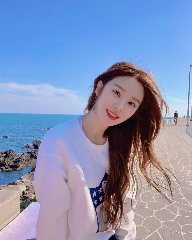 증명사진 때문에 법원에 불려간 배우 이주빈.jpg | 인스티즈