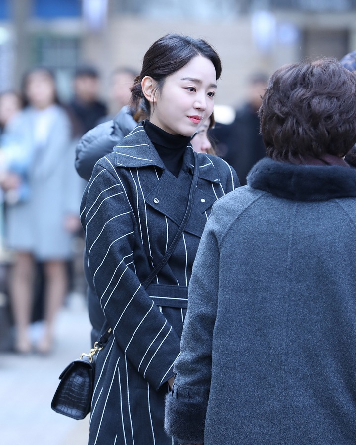 오늘자 신혜선 소속사 인스타 | 인스티즈
