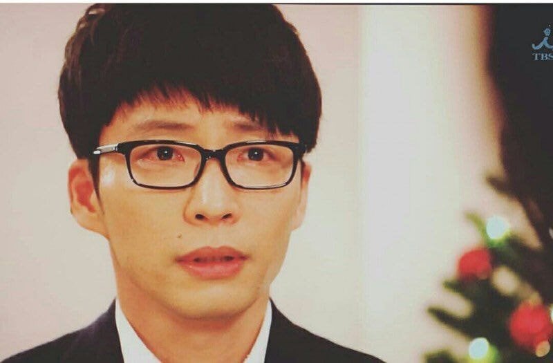 ??? : 호시노겐이랑 유재석이 닮으면 얼마나 닮았다고 그래 ㅋㅋㅋㅋㅋ | 인스티즈