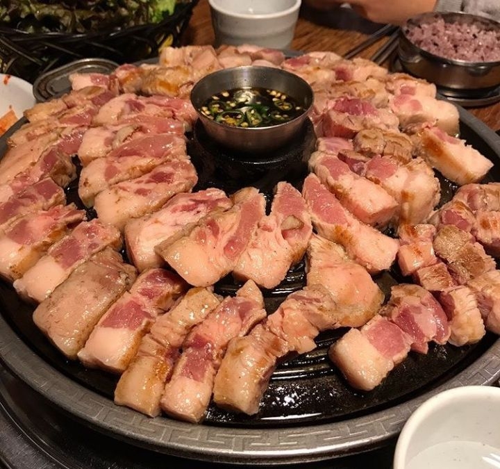 솥뚜껑 삼겹살 | 인스티즈