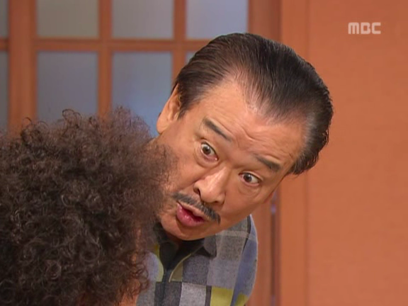 [거침없이하이킥] 준하 게임 캐릭터 죽인 민용이.jpg | 인스티즈